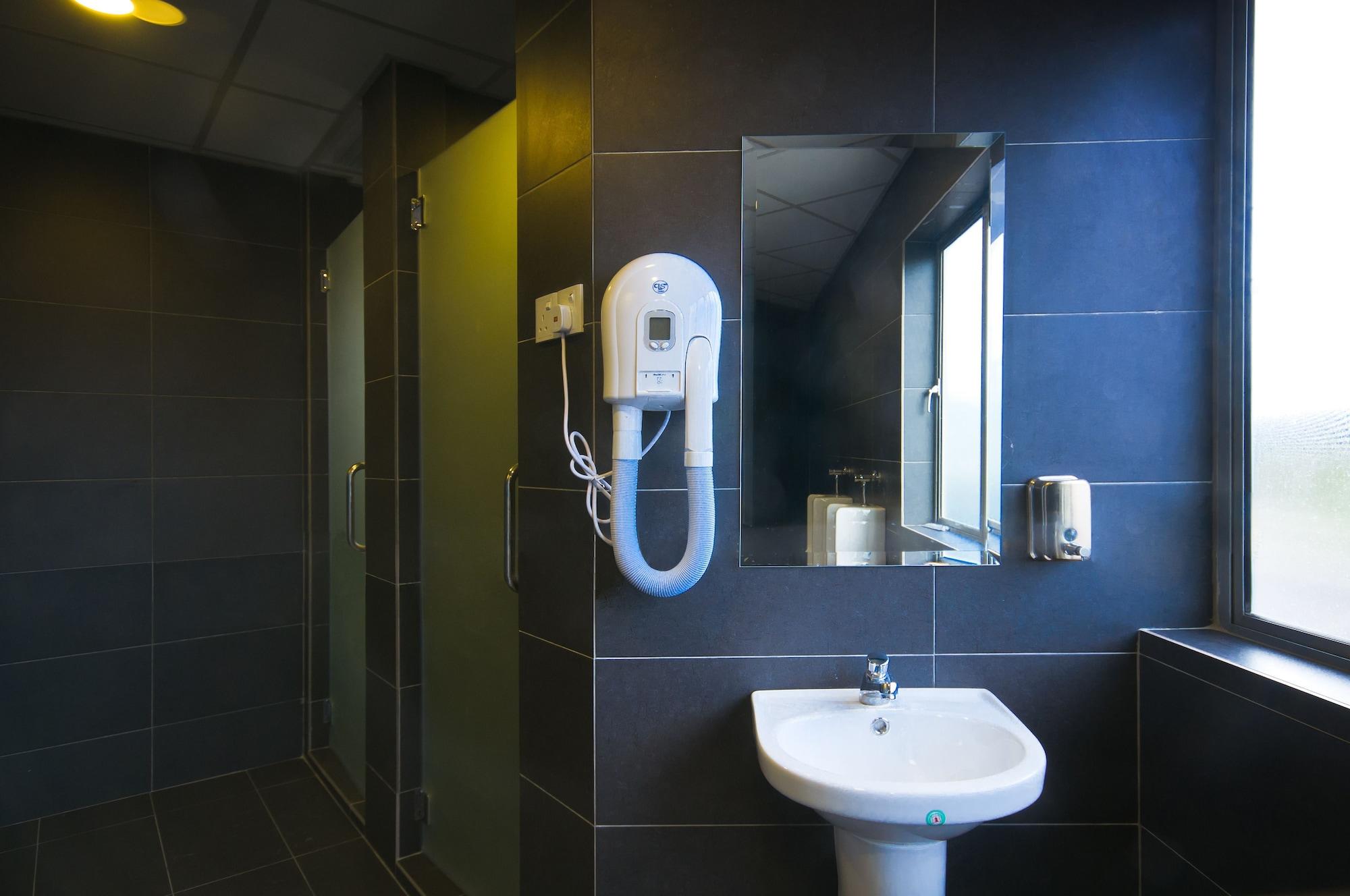 Sungai Dua Bukit M Qube Hotel מראה חיצוני תמונה