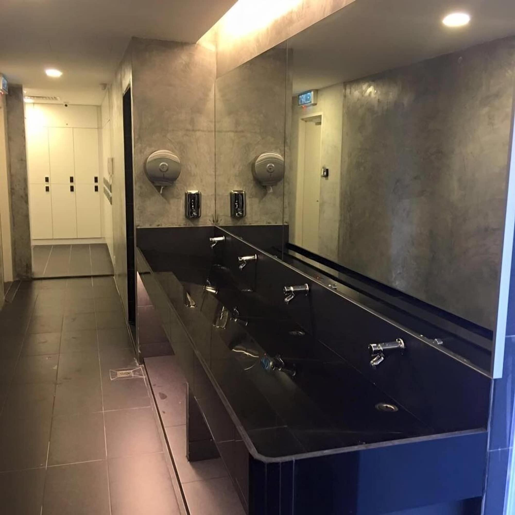 Sungai Dua Bukit M Qube Hotel מראה חיצוני תמונה